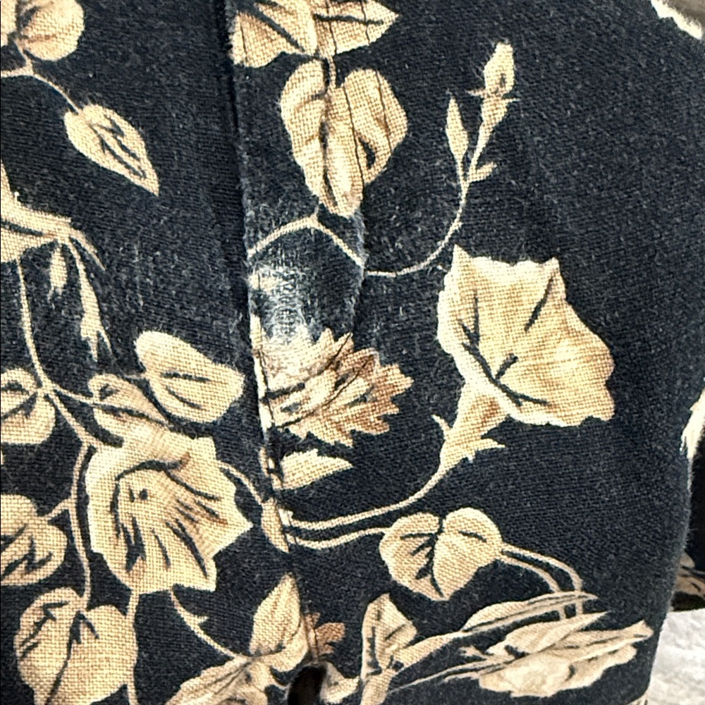 Lauren Ralph Lauren Black and Gold Floral Straight Leg Linen Pants - Picture 2 of 4